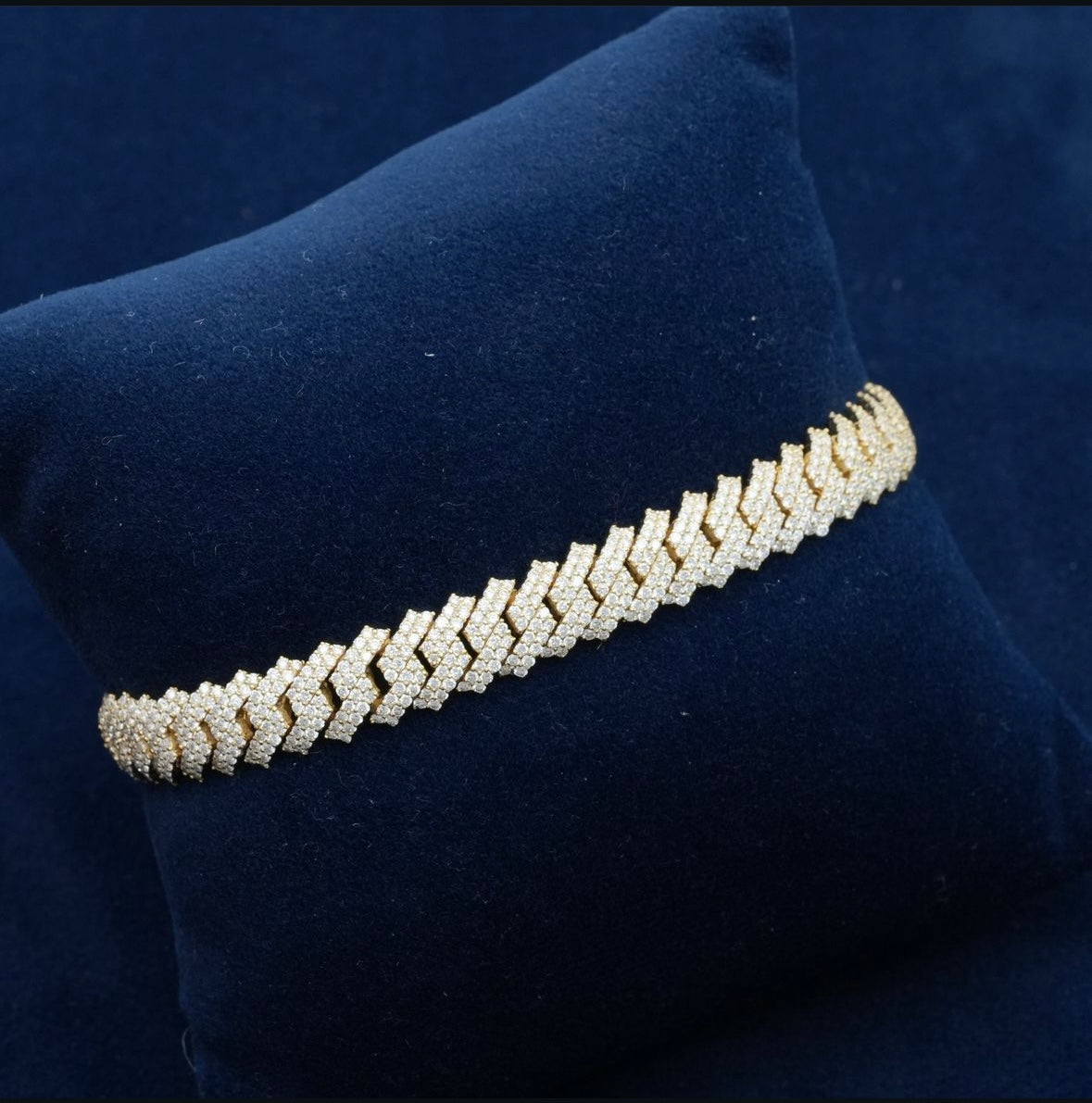 10k Diamond Cuban Link Bracelet (5 ct.)
