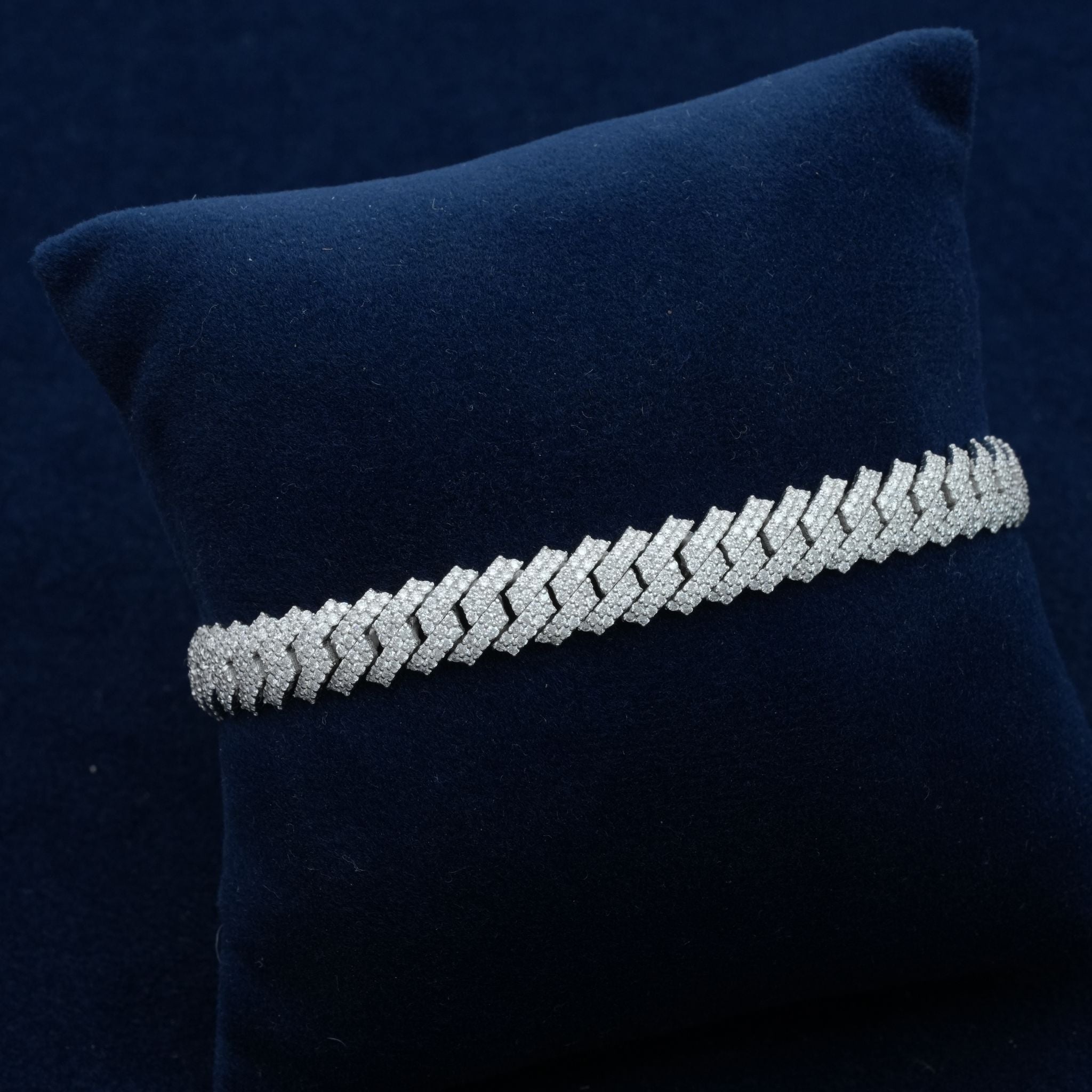 10k Diamond Cuban Link Bracelet (5 ct.)